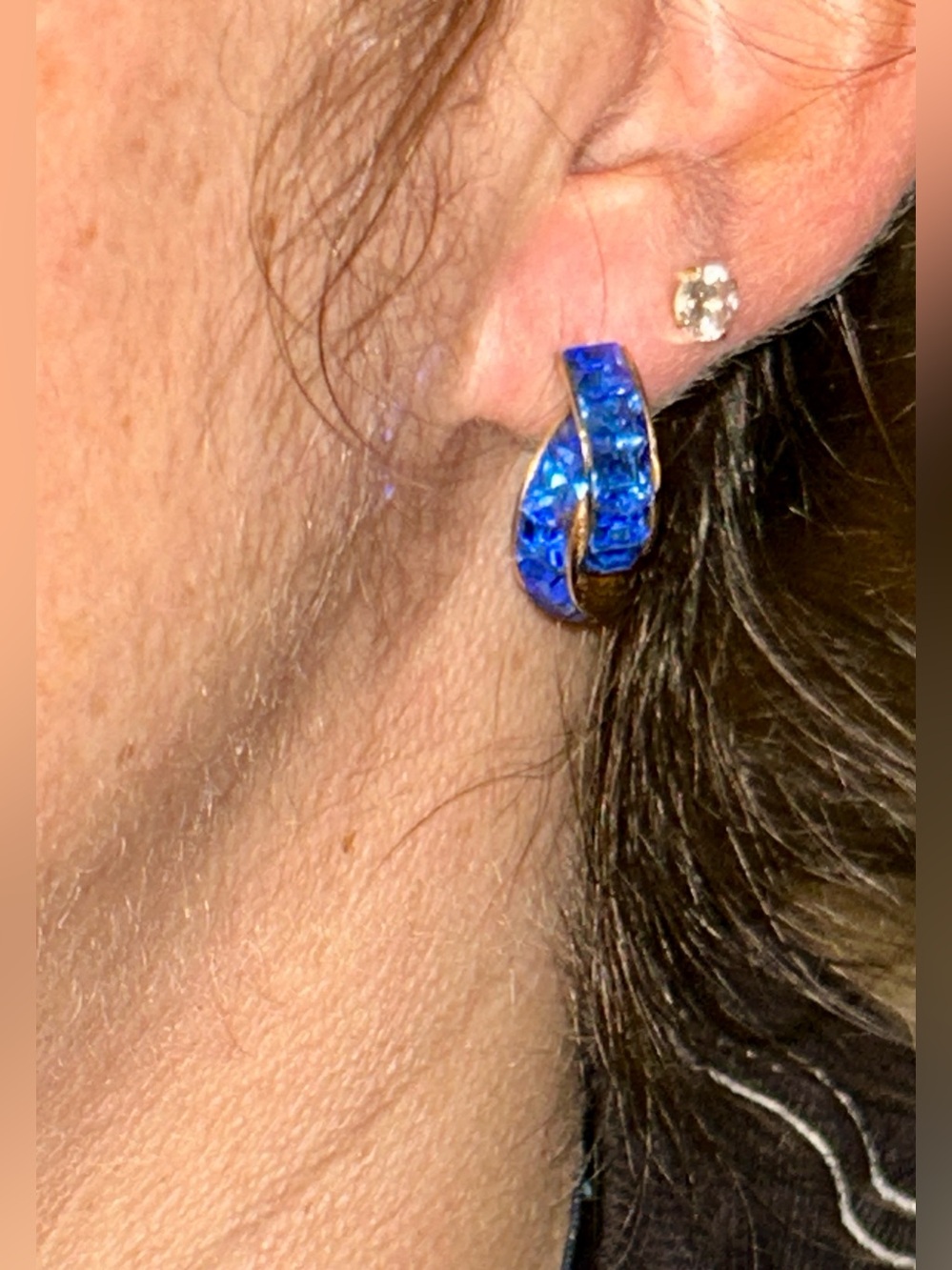 Blue Rhinestone Colored Crystal Gold Metal Gorgeous VINTAGE Hoop Earrings EUC